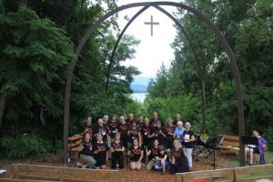 Course Participants are Commissioned at the final Eucharist